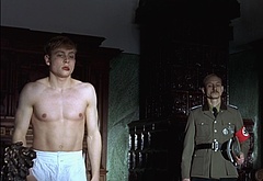 Max Riemelt nude and sex photos