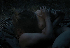 Max Riemelt nude and sex photos