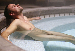 Max Riemelt dick naked