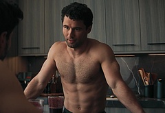 Robbie Graham-Kuntz nude gay scenes