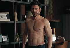 Robbie Graham-Kuntz nude gay scenes