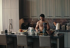 Robbie Graham-Kuntz nude gay scenes
