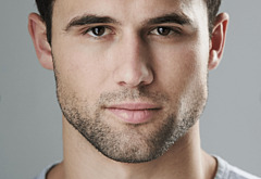 Robbie Graham-Kuntz shirtless pics