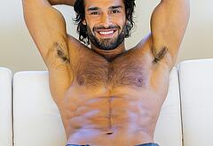 Sam Asghari nudes