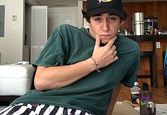 Marcello Hernandez shirtless photos