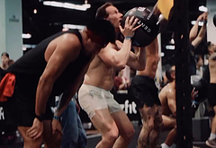 Patrick Wilson shirtless in GYM