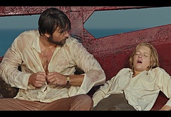 Brandon Sklenar nude scenes