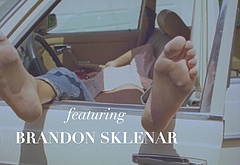 Brandon Sklenar nude scenes