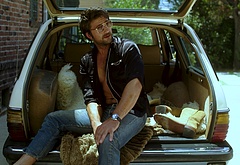 Brandon Sklenar nude scenes