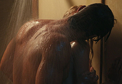 Brandon Sklenar nude scenes