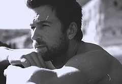 Brandon Sklenar nude scenes