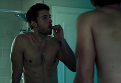 Brandon Sklenar nude scenes