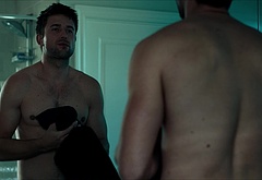 Brandon Sklenar nude scenes