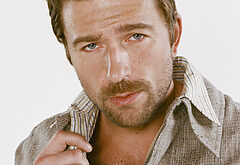 Brandon Sklenar sexy pics