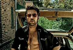 Brandon Sklenar sexy pics