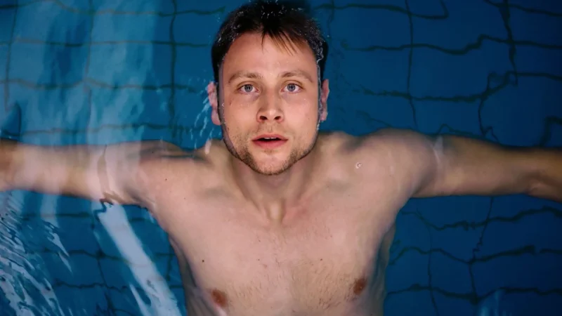 Max Riemelt Frontal Nude Pics & Wild Gay Sex Videos Collection