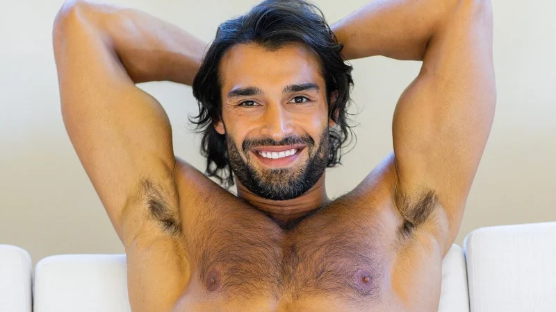 Warning: Sam Asghari’s Nude Photos Might Raise Your Temperature