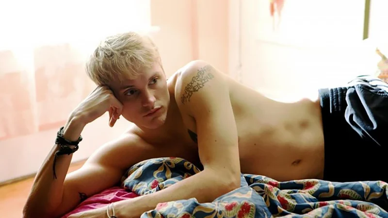 Toby Hemingway Bulging Penis Pics And Nude Ass Videos