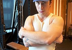 Hudson Williams Total-Body Workout for a ass