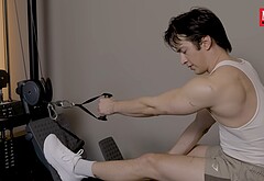 Hudson Williams Total-Body Workout for a ass