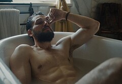 Kit Harington nude in Industry