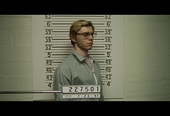 Evan Peters nude in Monster The Jeffrey Dahmer Story