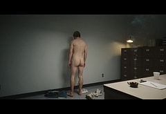 Evan Peters nude in Monster The Jeffrey Dahmer Story