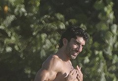 Justin Baldoni Shirtless at the Costa Rica Beach