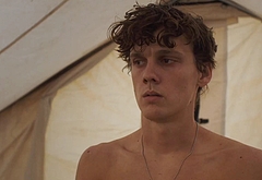 Hunter Doohan nude movie scenes