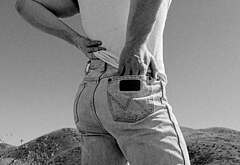 Hunter Doohan shirtless and bulge pics