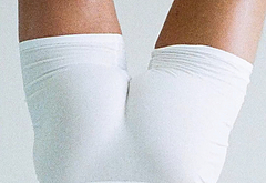 Hunter Doohan shirtless and bulge pics