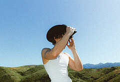 Hunter Doohan shirtless and bulge pics