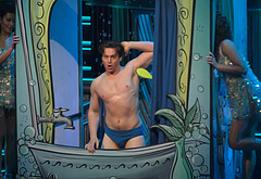 Jonathan Groff shirtless and sexy pics