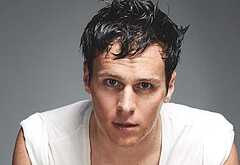 Jonathan Groff shirtless and sexy pics