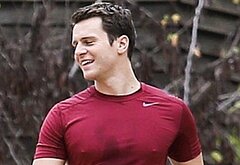 Jonathan Groff shirtless and sexy pics