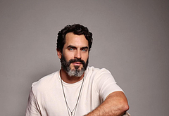 Nikolas Antunes shirtless photos