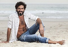 Nikolas Antunes shirtless photos