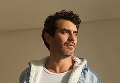 Nikolas Antunes shirtless photos