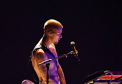 Silk Boxers and Confidence Justin Bieber Redefines Grammys Style