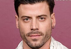 Francois Arnaud nude and underwear photos