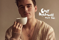 Corey Mylchreest shirtless and feet pics