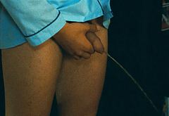 Louis Garrel pee