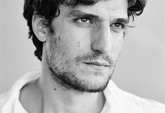 Louis Garrel sexy pics
