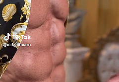 Mike OHearn nude and underwear pics