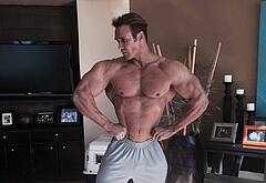 Mike OHearn nude and underwear pics