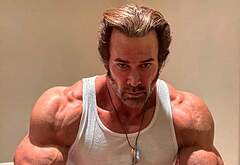 Mike OHearn nude and underwear pics
