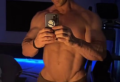 Mike OHearn nude and underwear pics