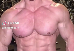 Mike OHearn nude and underwear pics