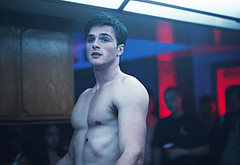 Jacob Elordi nude photo gallery