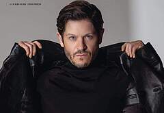 Iwan Rheon sexy photos